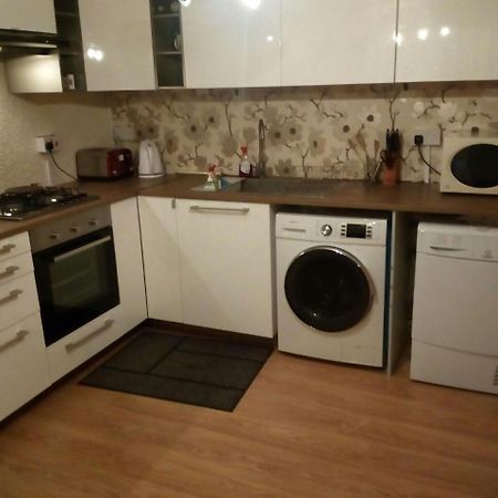 Отель Aster House Milton  Экстерьер фото